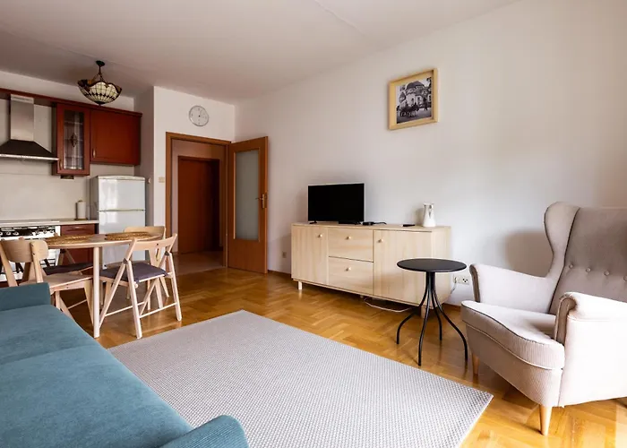 Centre By Bookinghost Apartment *